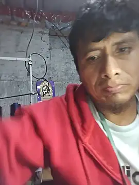 Snapshot of Rusito26 chatting on June 2026 04:23:01 AM Rusito26 online show from June 2026 04:23:01 AM