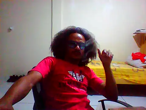 Snapshot of JamesQuaresma chatting on February 2025 04:05:01 AM JamesQuaresma online show from February 2025 04:05:01 AM