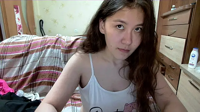 Riz girl online show from April 2026 12:05:02 PM