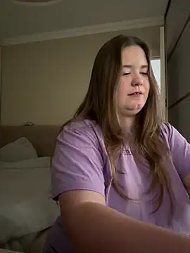 remirann  online show from December 2024 10:24:01 AM