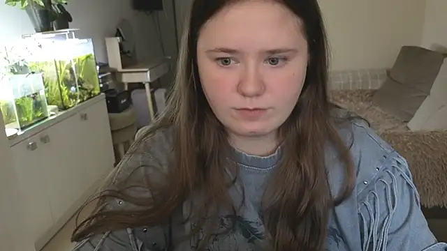 remirann  online show from December 2025 12:33:02 PM