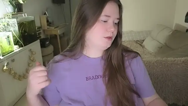 remirann  online show from January 2026 02:43:01 PM