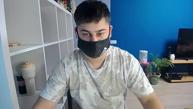 Tomguys online show from February 2025 02:42:01 PM