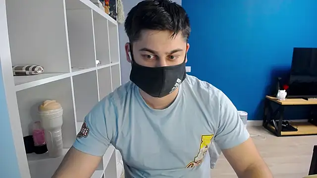 Tomguys online show from March 2025 07:15:02 PM