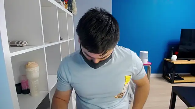 Tomguys online show from March 2025 02:21:01 PM