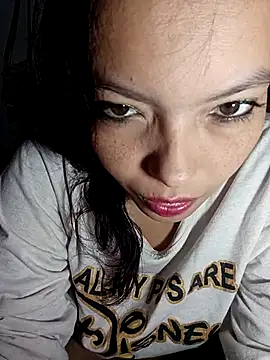 Snapshot of Melanymartinez105 chatting on May 2026 03:25:01 AM Melanymartinez105 online show from May 2026 03:25:01 AM
