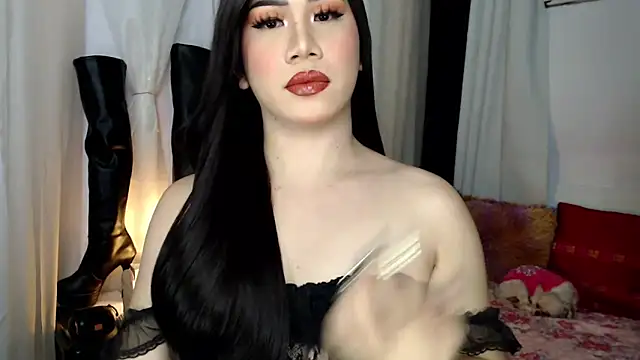 elise bloom69 online show from December 2025 05:00:01 PM