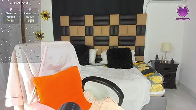 Snapshot of BarbieKano chatting on January 2025 11:17:01 PM BarbieKano online show from January 2025 11:17:01 PM