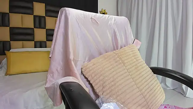 Snapshot of BarbieKano chatting on November 2025 11:09:01 PM BarbieKano online show from November 2025 11:09:01 PM