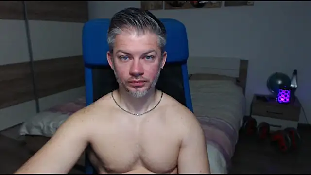 RobbyShawz online show from March 2025 06:40:01 AM