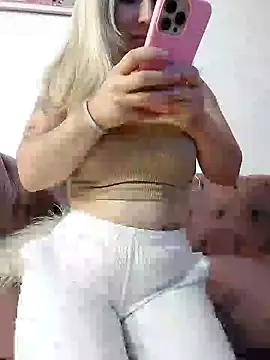 Snapshot of cositarica2555 chatting on March 2026 11:43:02 AM cositarica2555 online show from March 2026 11:43:02 AM