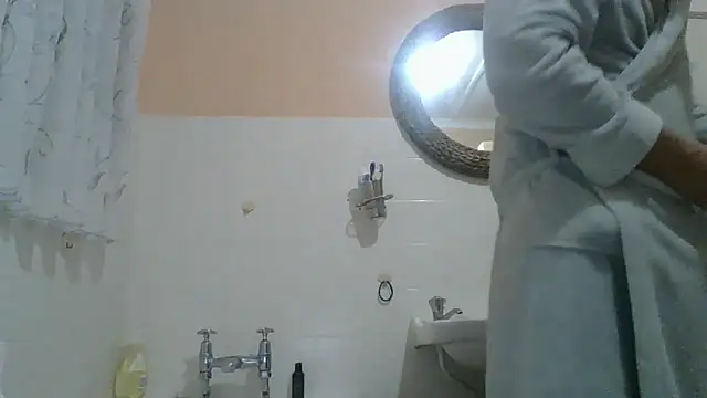 xykenrahxh online show from November 2025 07:57:01 PM