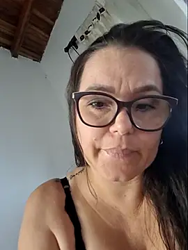 Snapshot of MariaPau_83 chatting on May 2026 06:27:01 PM MariaPau 83 online show from May 2026 06:27:01 PM