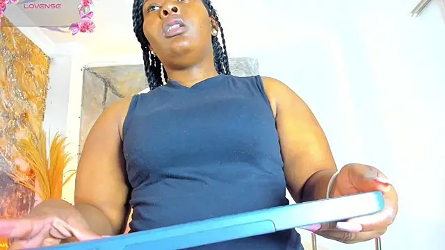 Snapshot of Rianamanson chatting on April 2026 07:06:01 AM Rianamanson online show from April 2026 07:06:01 AM