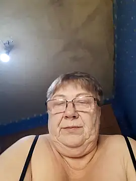 Lena Gaby online show from November 2025 01:32:01 PM