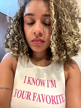 Snapshot of Belkaj chatting on September 2025 01:29:01 AM Belkaj online show from September 2025 01:29:01 AM