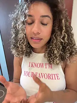 Snapshot of Belkaj chatting on February 2026 01:11:01 AM Belkaj online show from February 2026 01:11:01 AM