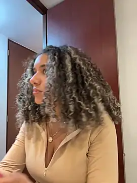 Snapshot of Belkaj chatting on February 2026 01:03:02 AM Belkaj online show from February 2026 01:03:02 AM