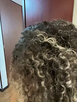 Snapshot of Belkaj chatting on February 2026 01:04:01 AM Belkaj online show from February 2026 01:04:01 AM