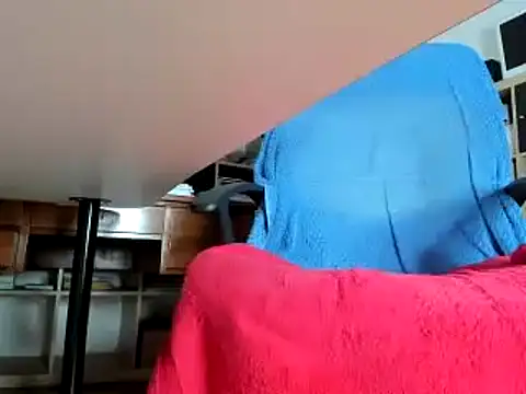 Snapshot of leccaleccafiga chatting on January 2025 07:42:01 PM leccaleccafiga online show from January 2025 07:42:01 PM