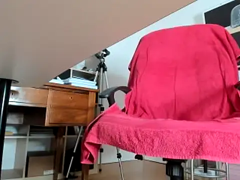 Snapshot of leccaleccafiga chatting on February 2025 08:11:02 PM leccaleccafiga online show from February 2025 08:11:02 PM