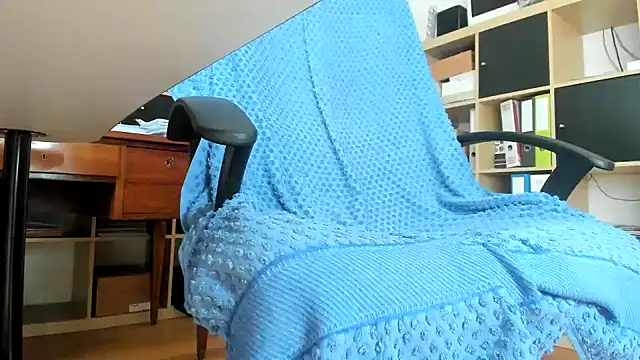 Snapshot of leccaleccafiga chatting on September 2025 03:37:02 PM leccaleccafiga online show from September 2025 03:37:02 PM