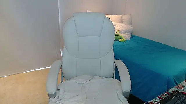 Snapshot of Gabi_morales chatting on January 2025 04:13:02 PM Gabi morales online show from January 2025 04:13:02 PM