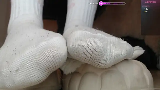 Snapshot of Gabi_morales chatting on October 2025 10:52:01 PM Gabi morales online show from October 2025 10:52:01 PM