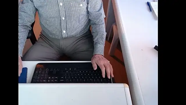 dutchpornking online show from February 2026 07:24:01 AM