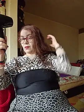 Chriss Tinaa online show from March 2026 05:57:02 AM