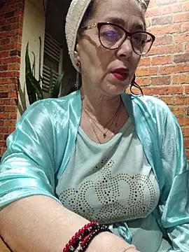 Chriss Tinaa online show from April 2026 03:27:02 AM