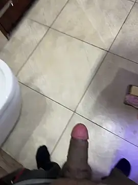 Snapshot of luciferdxm5 chatting on March 2025 09:29:01 AM luciferdxm5 online show from March 2025 09:29:01 AM