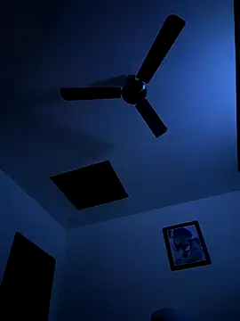 Snapshot of luciferdxm5 chatting on December 2025 04:21:01 AM luciferdxm5 online show from December 2025 04:21:01 AM