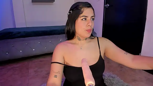 Catalinaa martinez online show from February 2025 10:28:02 PM