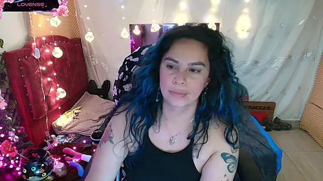 Snapshot of elektra_32 chatting on December 2024 04:19:02 AM elektra 32 online show from December 2024 04:19:02 AM