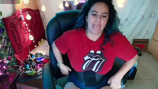 Snapshot of elektra_32 chatting on December 2024 06:22:01 AM elektra 32 online show from December 2024 06:22:01 AM