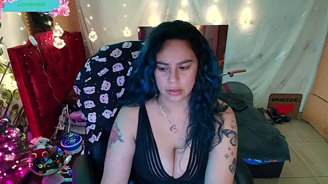 Snapshot of elektra_32 chatting on December 2024 11:11:01 PM elektra 32 online show from December 2024 11:11:01 PM