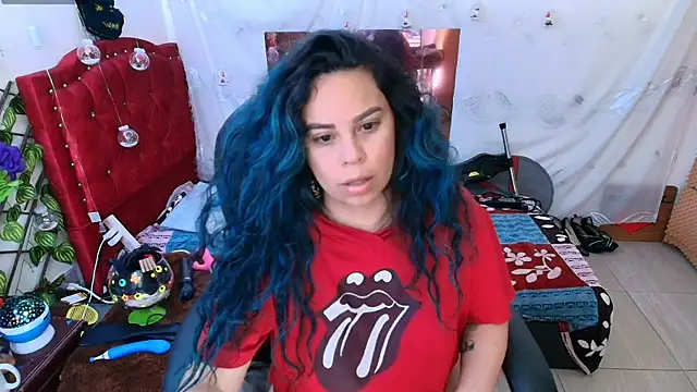 Snapshot of elektra_32 chatting on January 2025 07:28:02 AM elektra 32 online show from January 2025 07:28:02 AM