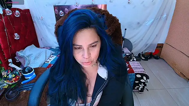 Snapshot of elektra_32 chatting on January 2025 05:31:02 AM elektra 32 online show from January 2025 05:31:02 AM