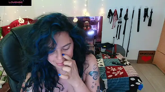 Snapshot of elektra_32 chatting on February 2025 10:59:02 AM elektra 32 online show from February 2025 10:59:02 AM