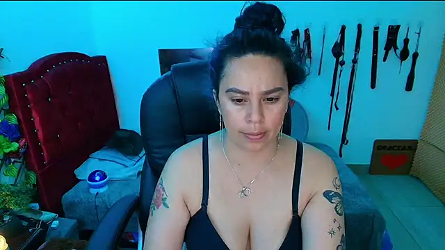 Snapshot of elektra_32 chatting on March 2025 04:36:02 AM elektra 32 online show from March 2025 04:36:02 AM