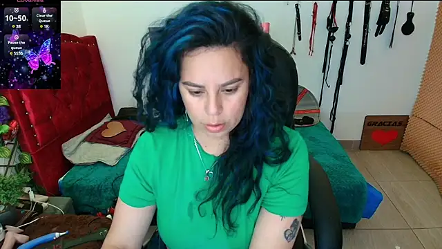 Snapshot of elektra_32 chatting on March 2025 05:32:02 AM elektra 32 online show from March 2025 05:32:02 AM