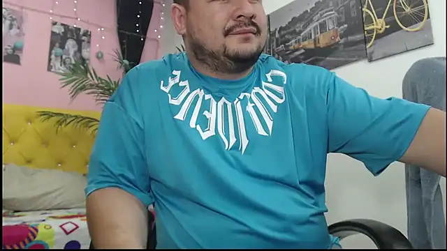 Snapshot of oso_dirty_ chatting on December 2024 05:48:01 PM oso dirty  online show from December 2024 05:48:01 PM