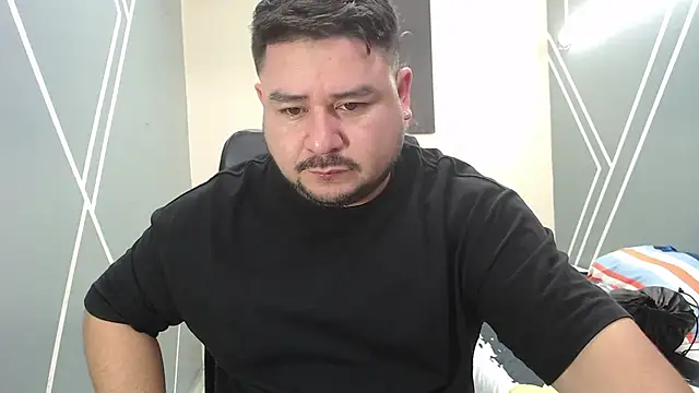 Snapshot of oso_dirty_ chatting on January 2025 05:18:01 PM oso dirty  online show from January 2025 05:18:01 PM