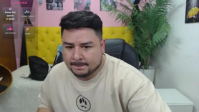 Snapshot of oso_dirty_ chatting on March 2025 05:28:01 PM oso dirty  online show from March 2025 05:28:01 PM