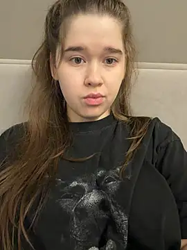 HornyGirlH online show from April 2026 04:34:01 AM