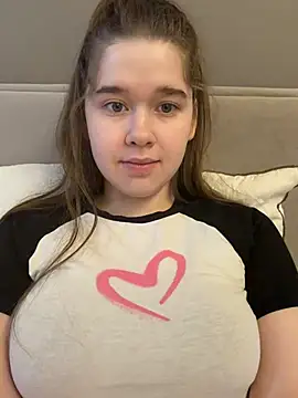 HornyGirlH online show from April 2026 03:42:01 AM