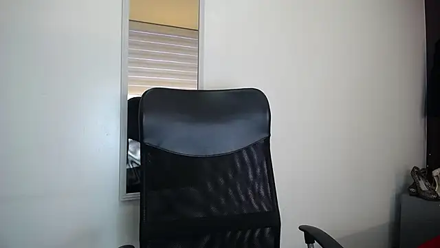 Snapshot of moxa_hot chatting on January 2025 02:13:01 PM moxa hot online show from January 2025 02:13:01 PM