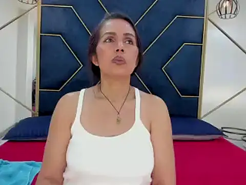 Snapshot of moxa_hot chatting on March 2025 02:44:02 PM moxa hot online show from March 2025 02:44:02 PM