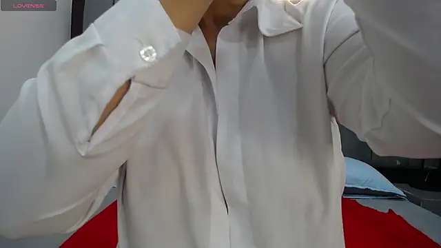 Snapshot of moxa_hot chatting on March 2025 01:39:02 PM moxa hot online show from March 2025 01:39:02 PM